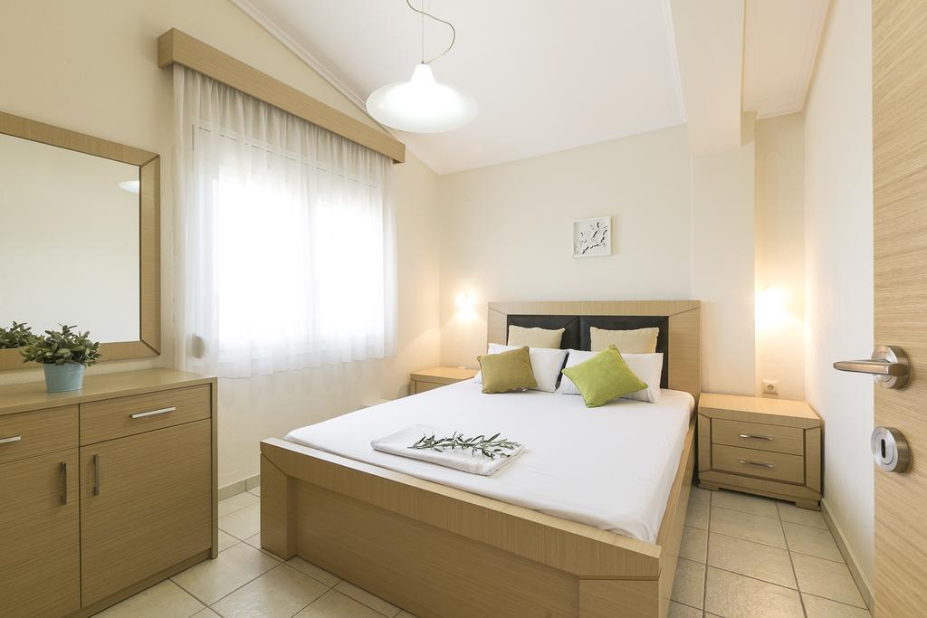 Olive Tree Apartments Fourka Bagian luar foto