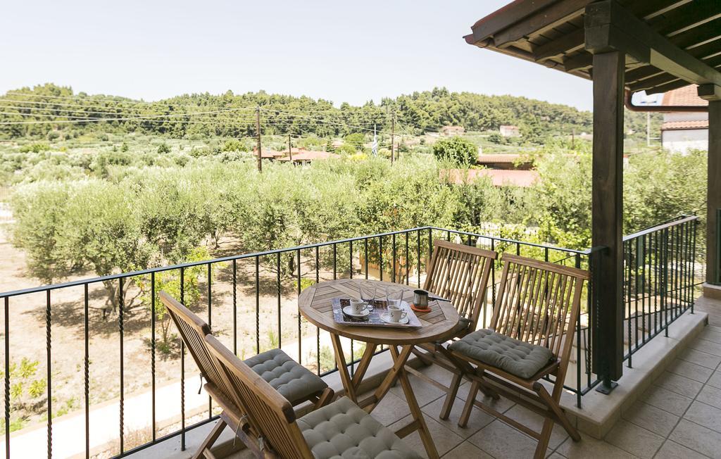 Olive Tree Apartments Fourka Bagian luar foto