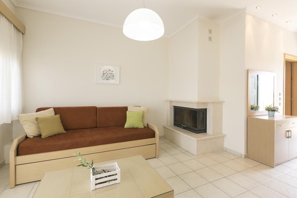 Olive Tree Apartments Fourka Bagian luar foto